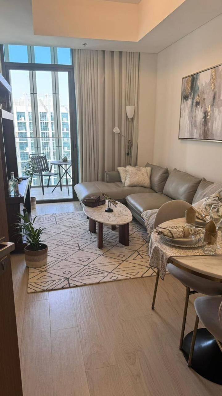 Апартаменти Burj Khalifa View Modern 1bhk With Balcony Дубай